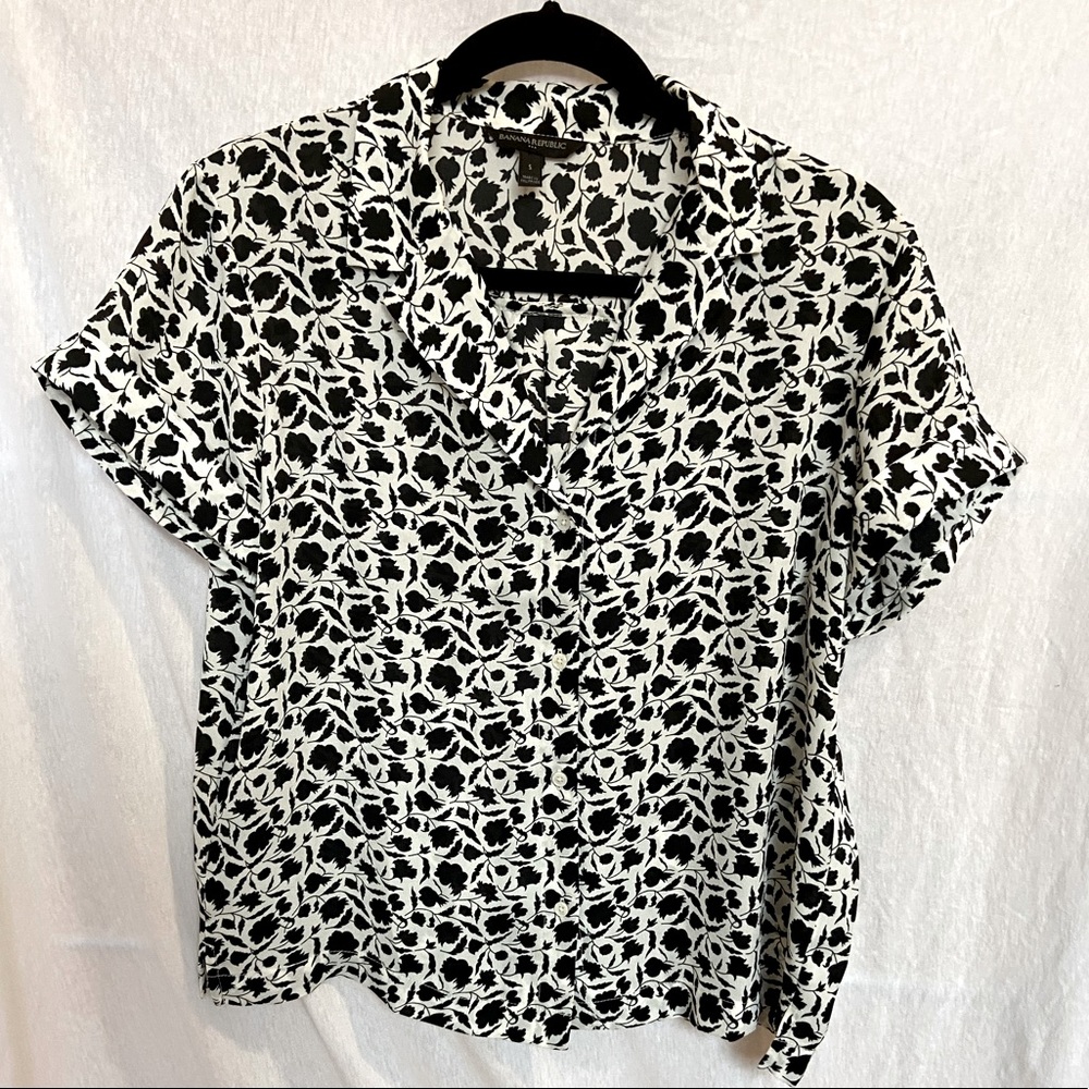 Banana Republic | button down blouse